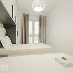 Miku Apartment-brand New At Wilson Square *