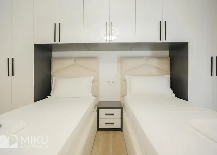 Miku Apartment-brand New At Wilson Square * 티라나
