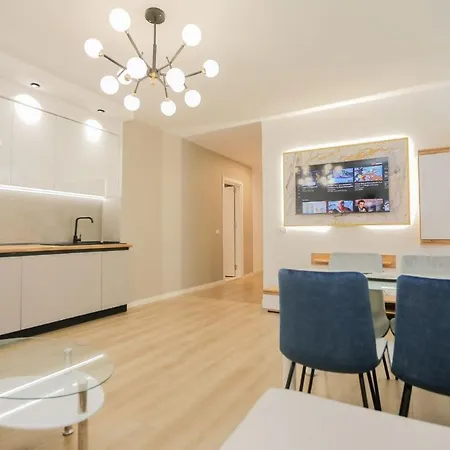 Miku Apartment-brand New At Wilson Square דירה טיראנה