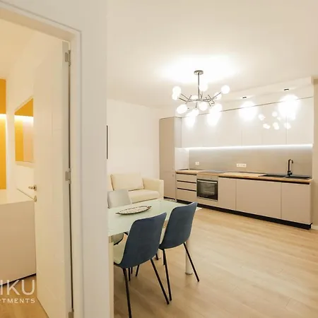 Miku Apartment-brand New At Wilson Square *