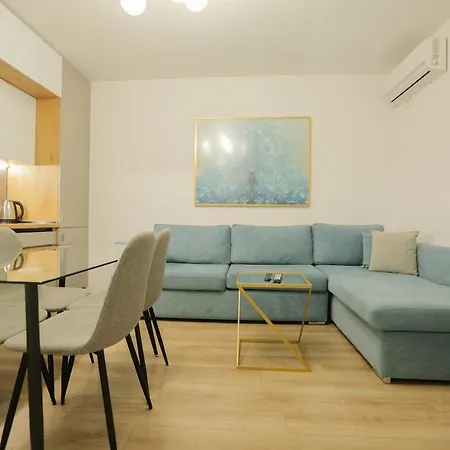 Апартаменты Miku Apartment-brand New At Wilson Square Тирана