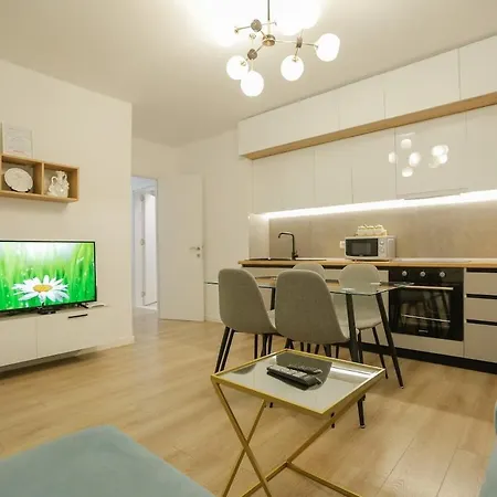Miku Apartment-brand New At Wilson Square