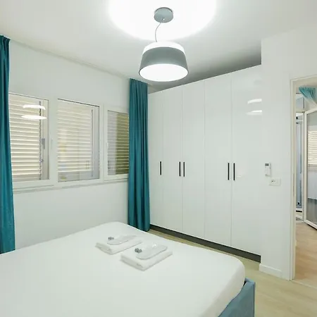 Miku Apartment-brand New At Wilson Square