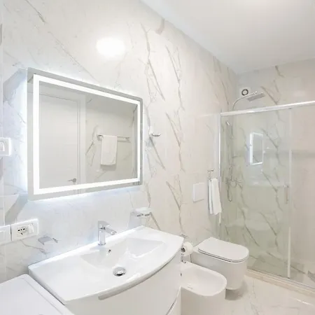 Miku Apartment-brand New At Wilson Square *